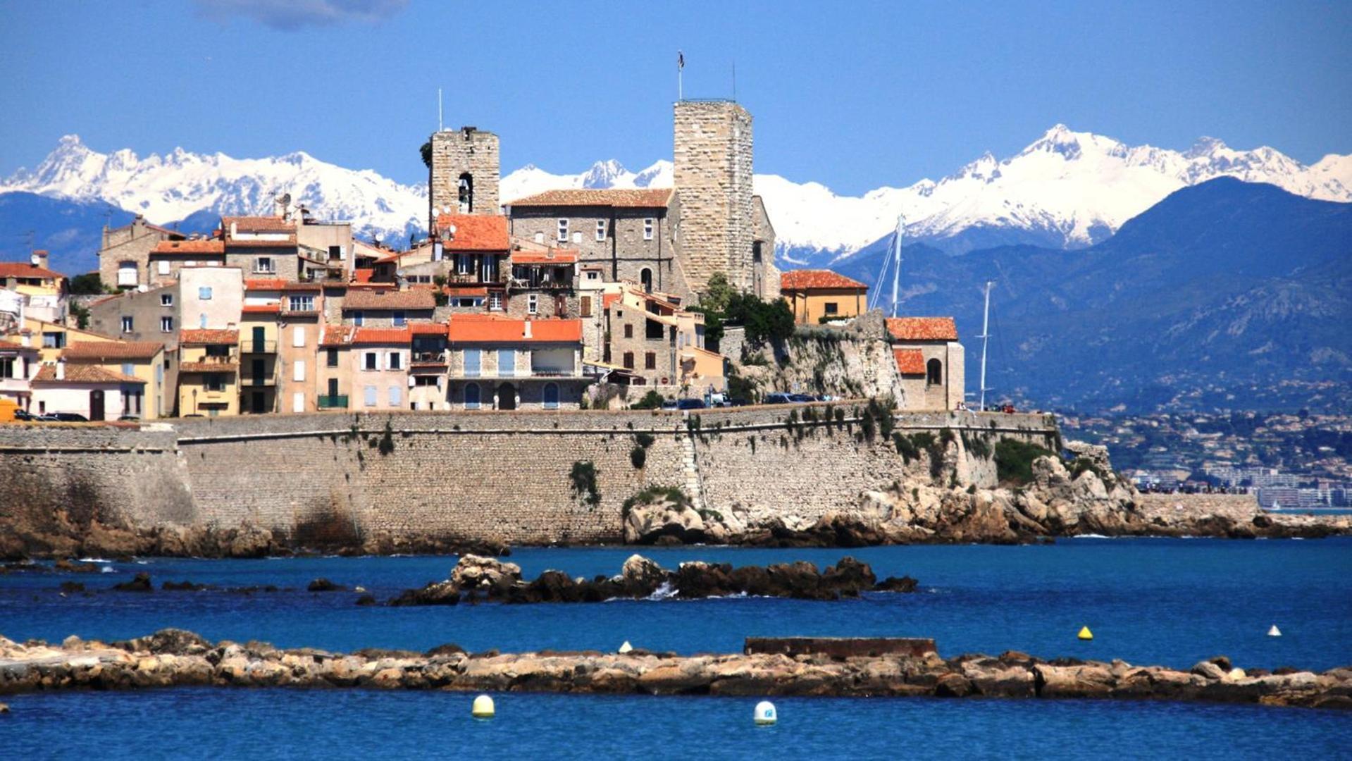 Fersen Superb Mediterranean Style In Heart Of Old Apartment *